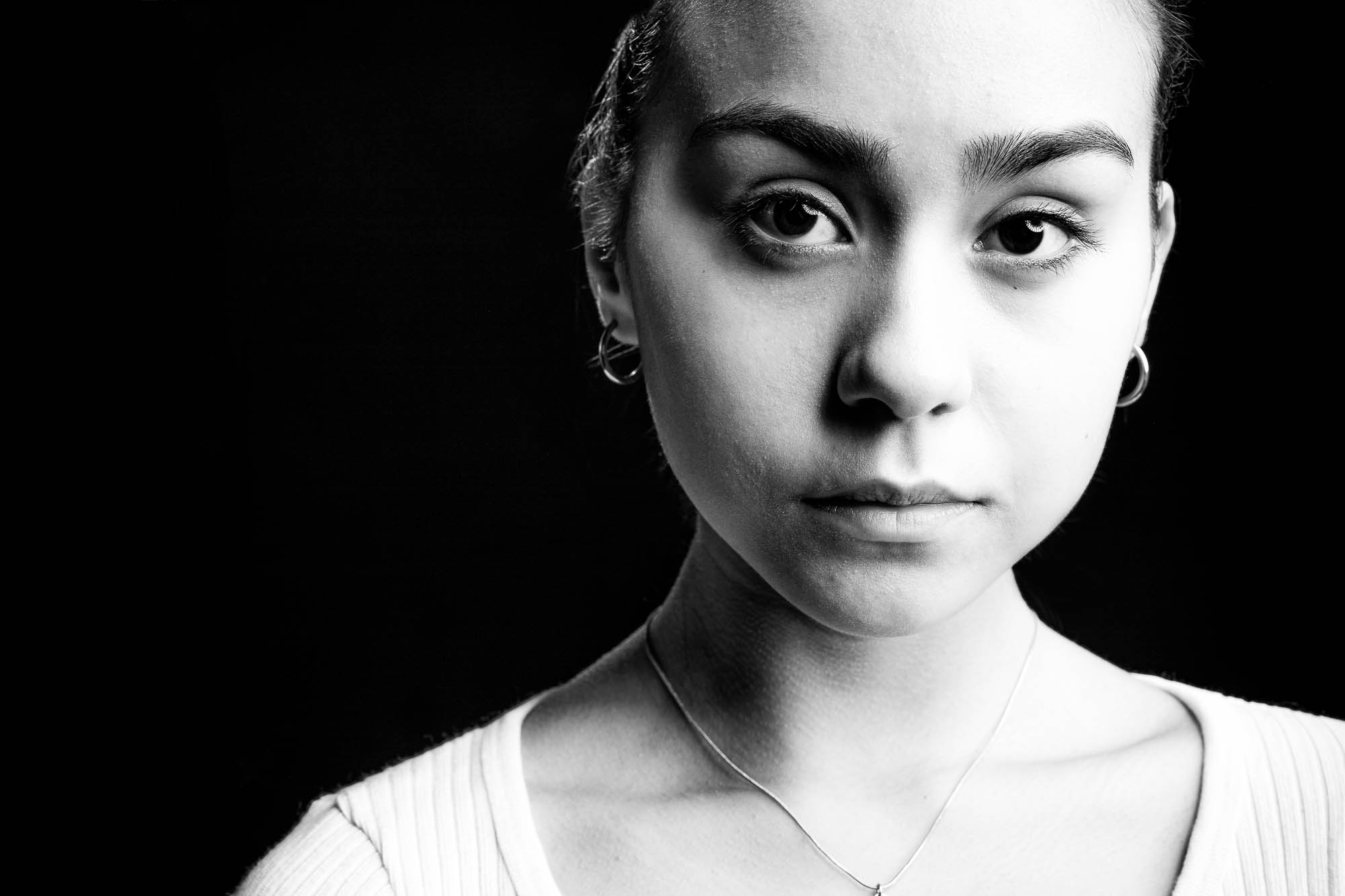 Export x3 Headshots Alexander05961 Bearbeitet 2 Capture